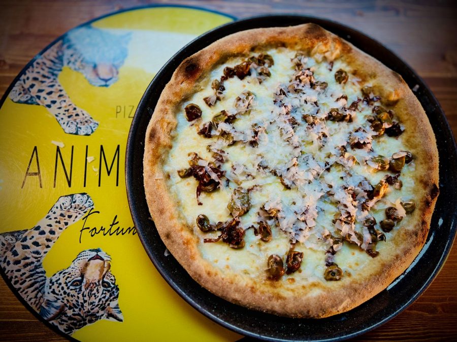 La pizza del mese di aprile sa di Primavera e di tradizioni tramontane
