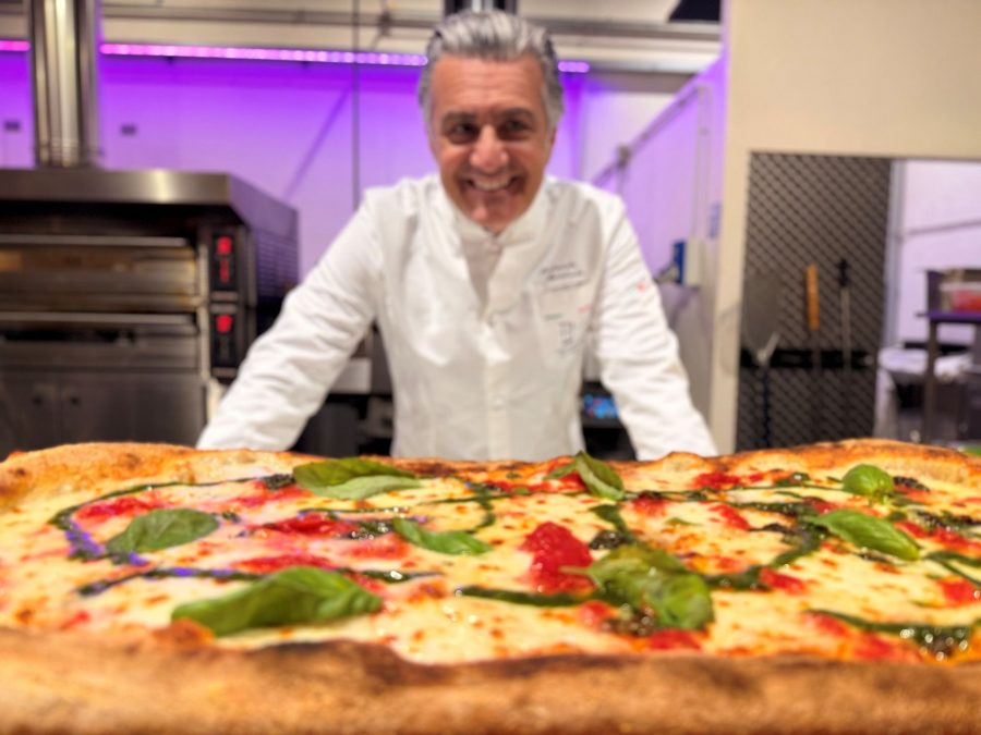 La pizza al metro: la novità più “smart” di Anima Romita