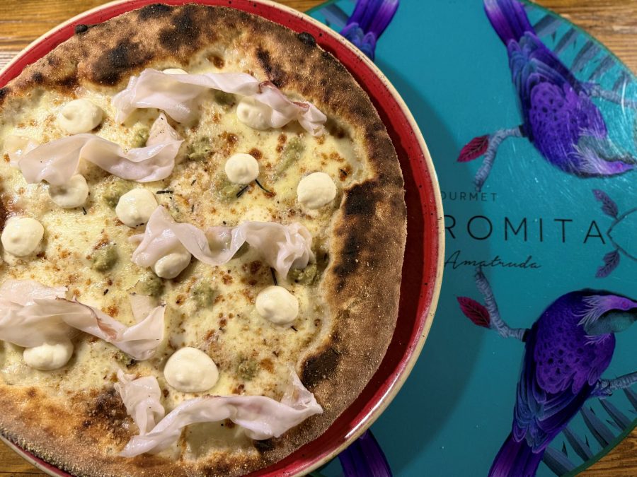 La pizza del mese di marzo celebra la primavera e il Territorio